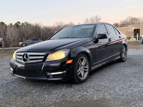 Used 2012 Mercedes-Benz C 300 4MATIC Sedan image 2
