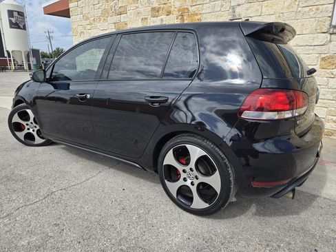 Used 2012 Volkswagen Golf 4-Door FWD image 3