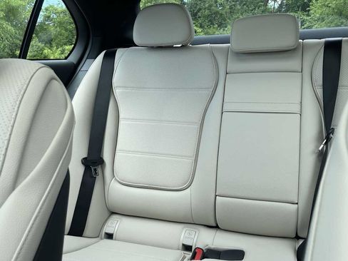 Used 2026 Mercedes-Benz C 300 4MATIC Sedan image 33