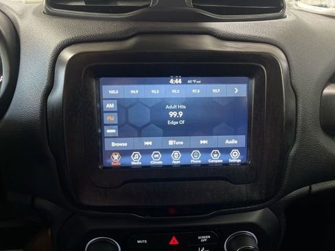 Used 2021 Jeep Renegade Latitude w/ Sun & Sound Group AWD/4WD image 16