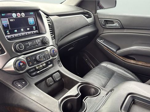 Used 2015 Chevrolet Tahoe LT image 20