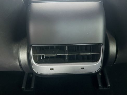 Used 2023 Tesla Model 3 Standard Range image 26