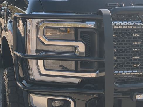 Used 2024 Ford F350 Platinum image 18