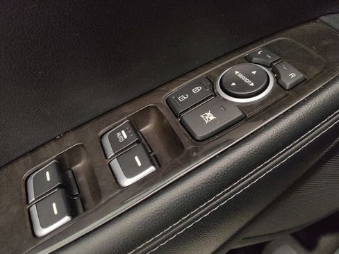 Used 2017 Kia Sorento LX image 27