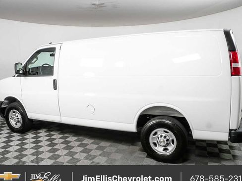 Certified 2025 Chevrolet Express 2500 w/ Driver Convenience Package RWD image 23