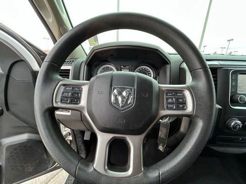 Used 2021 RAM 1500 Classic SLT AWD/4WD image 14