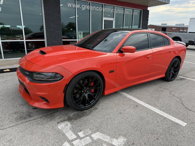 Used 2018 Dodge Charger SRT w/ Harman/Kardon Audio Group RWD image 11