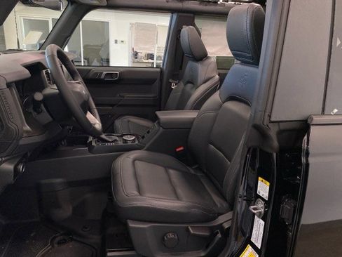 New 2025 Ford Bronco Big Bend image 16