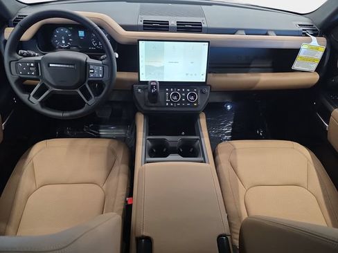 New 2026 Land Rover Defender 130 X-Dynamic SE AWD/4WD image 9