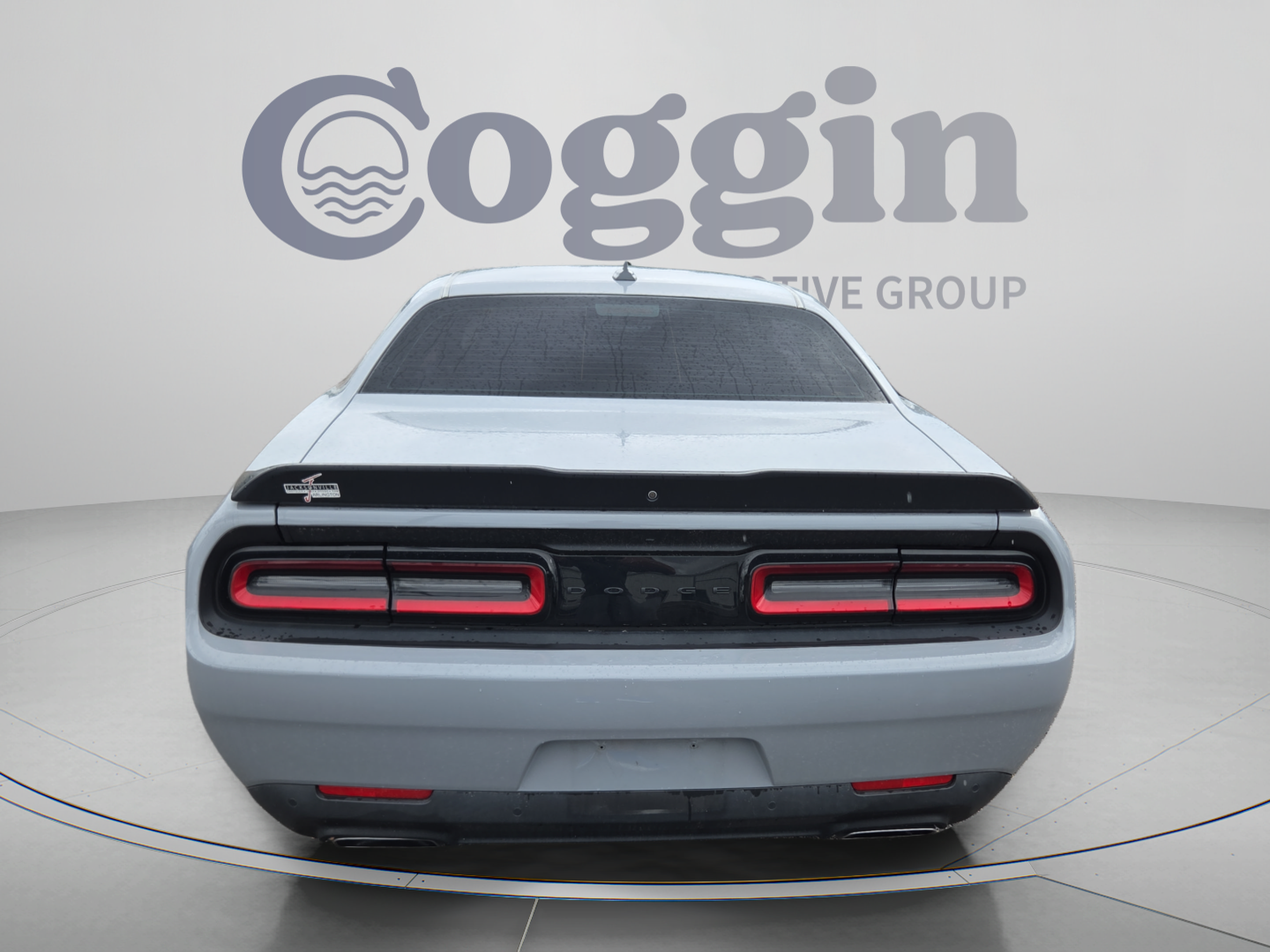 Used 2022 Dodge Challenger R/T w/ Blacktop Package RWD image 4
