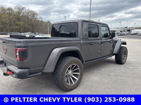 Used 2025 Jeep Gladiator Mojave image 8