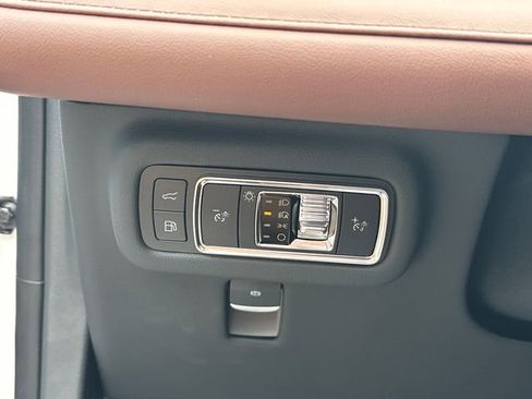 New 2026 Lincoln Nautilus Reserve w/ Jet Appearance Package AWD/4WD image 23