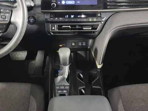 Used 2025 Toyota Camry LE FWD image 24