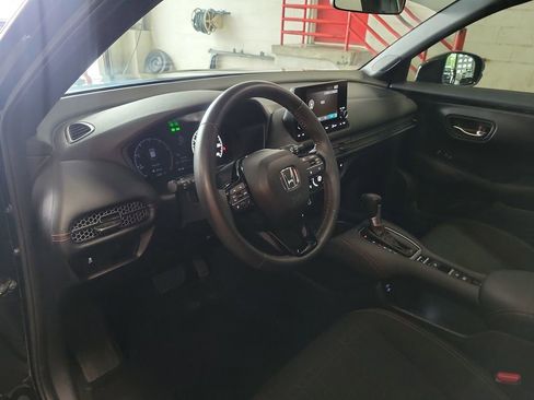 Used 2024 Honda HR-V Sport image 19