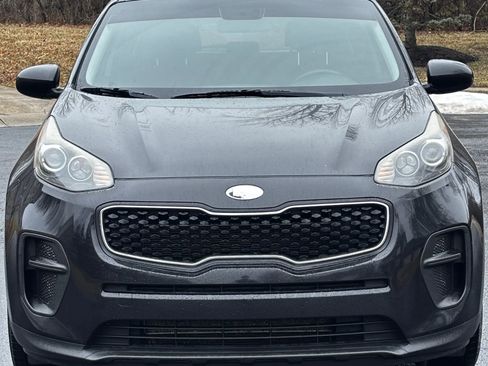 Used 2018 Kia Sportage LX w/ LX Popular Package image 8