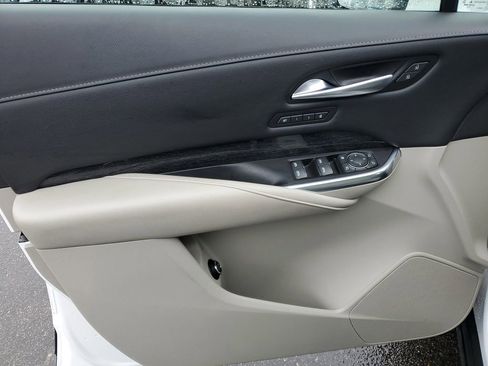 Used 2023 Cadillac XT4 Premium Luxury w/ LPO, Onyx Lite Package image 22