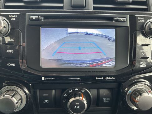 Used 2017 Toyota 4Runner TRD Off-Road Premium image 31