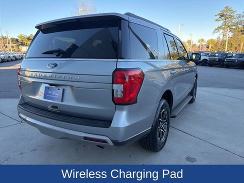 Certified 2024 Ford Expedition XLT image 8