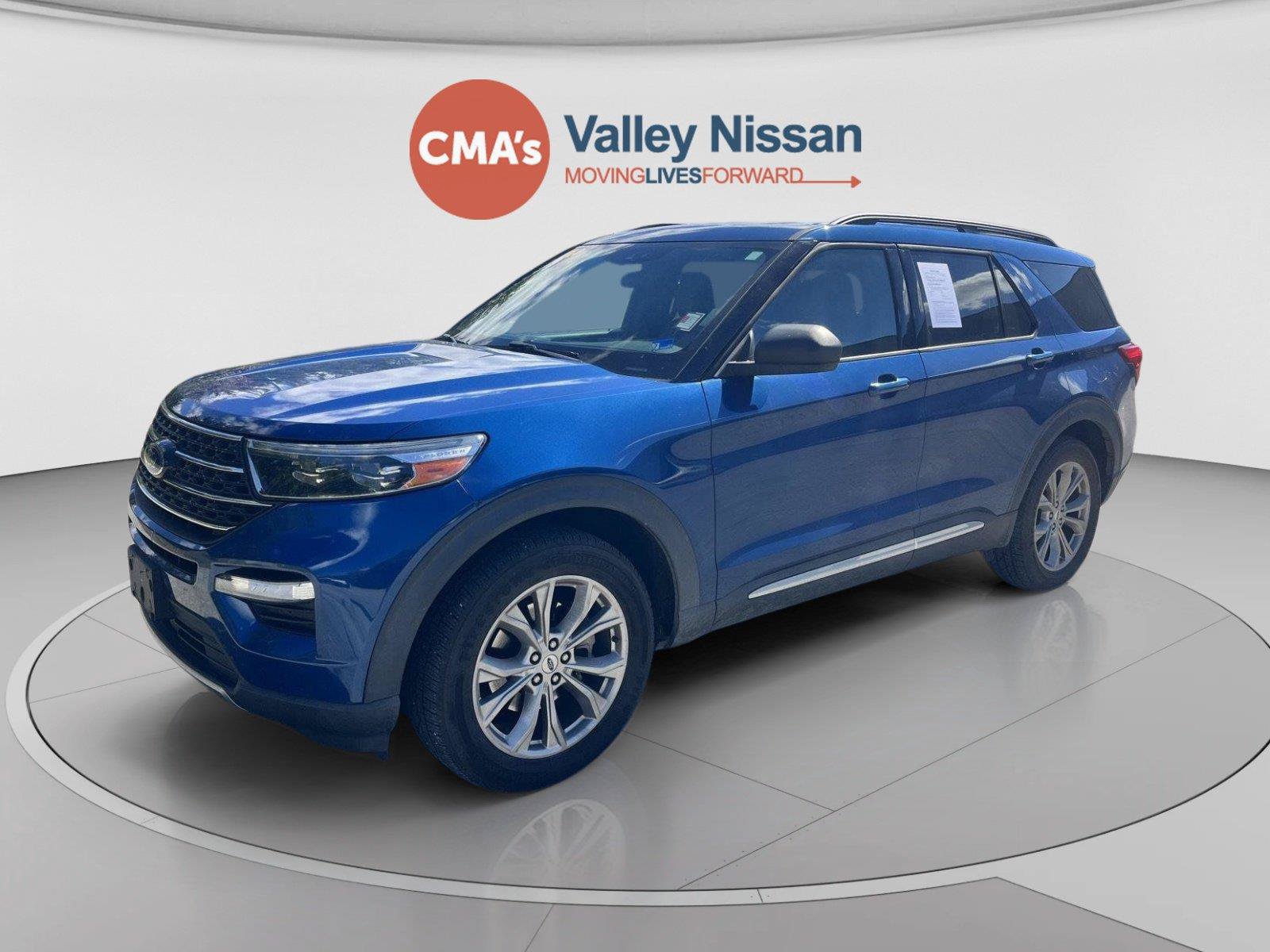 Used 2020 Ford Explorer XLT w/ Equipment Group 202A AWD/4WD image 1