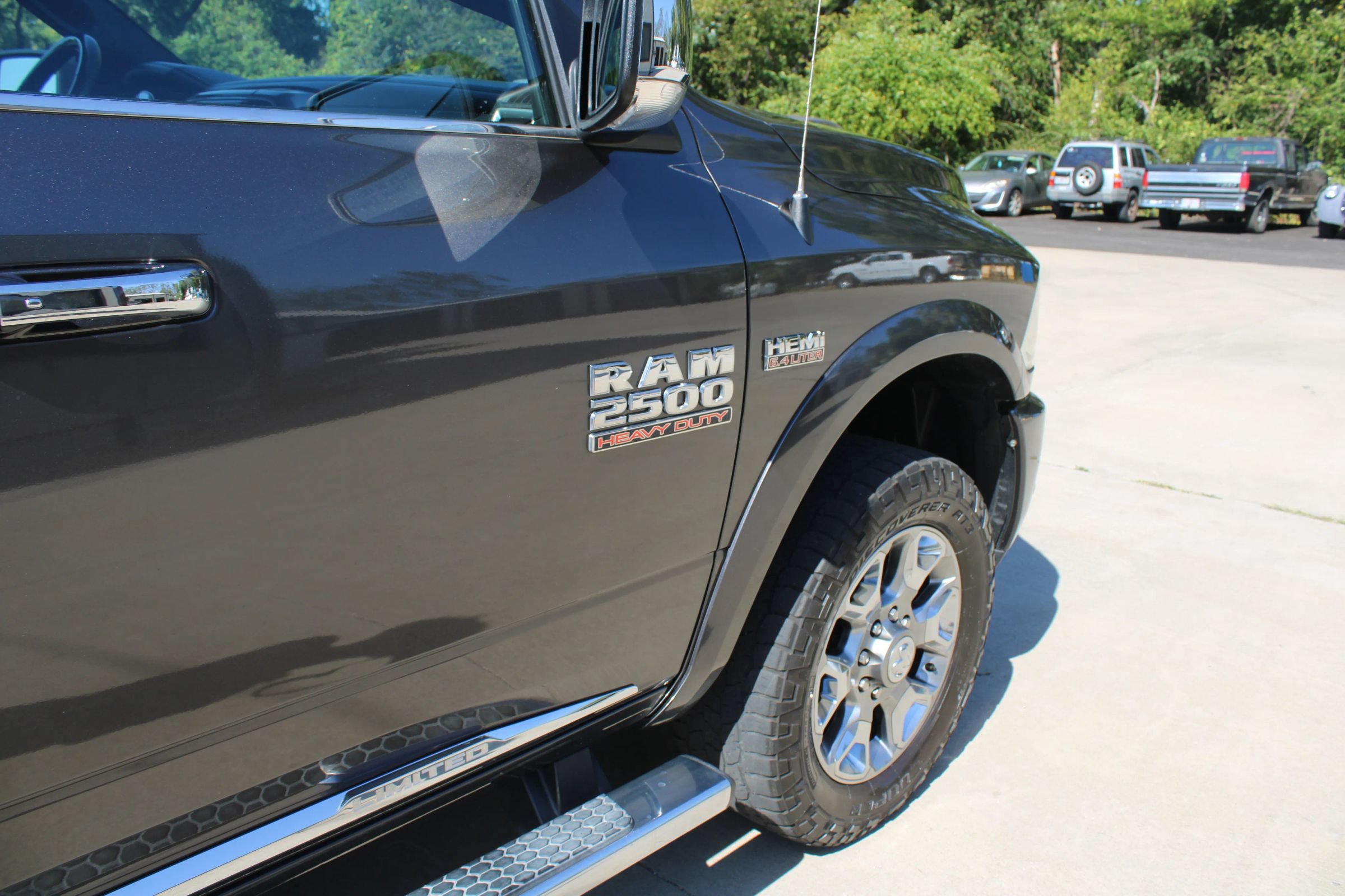 Used 2017 RAM 2500 Limited AWD/4WD image 11