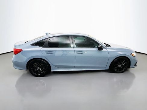 Used 2022 Honda Civic Sport image 8