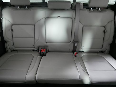 Used 2019 GMC Sierra 1500 SLT w/ SLT Premium Plus Package image 13