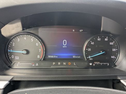 Used 2022 Ford Explorer XLT w/ Equipment Group 202A image 17