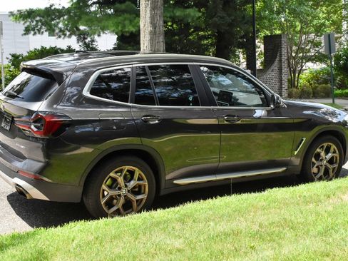 Used 2023 BMW X3 xDrive30i AWD/4WD image 7