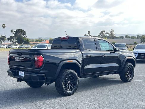 New 2026 GMC Canyon Elevation w/ LPO, Black Badging Package RWD image 3