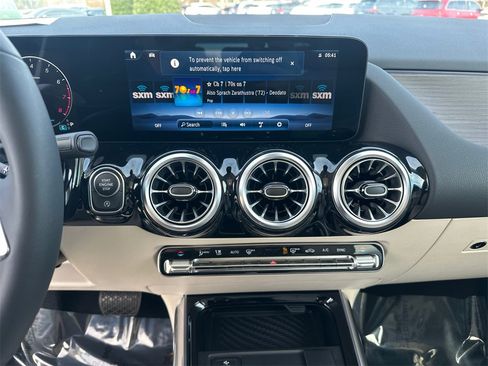 Used 2026 Mercedes-Benz GLA 250 4MATIC image 30