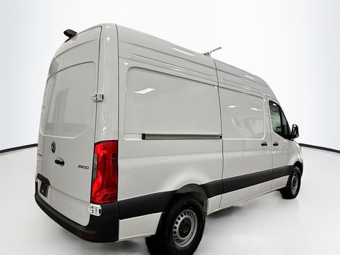 New 2025 Mercedes-Benz Sprinter 2500 image 8