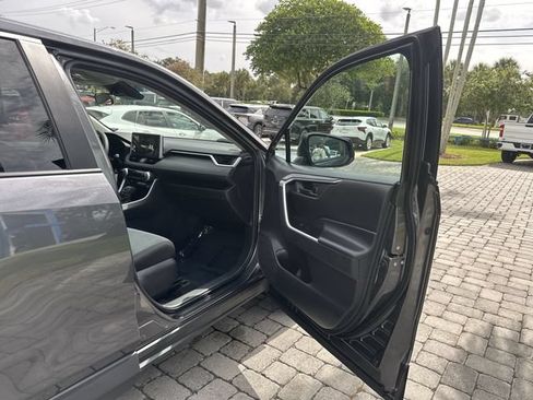 Used 2024 Toyota RAV4 LE FWD image 23