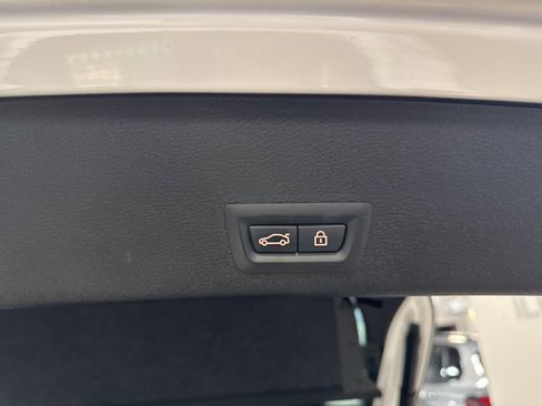 Used 2018 BMW X4 xDrive28i image 19