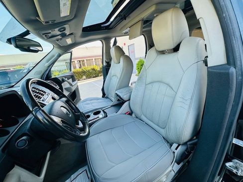 Used 2011 GMC Acadia Denali FWD image 13