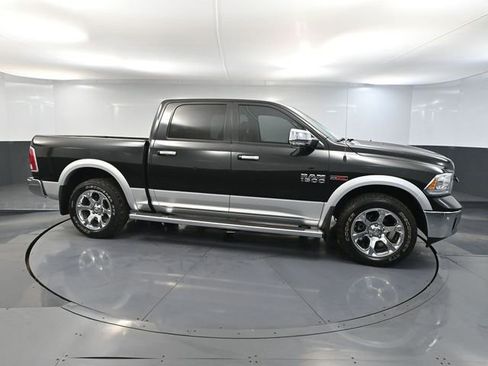 Used 2016 RAM 1500 Laramie w/ Convenience Group image 4