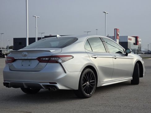Used 2023 Toyota Camry XSE image 17