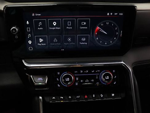 Certified 2024 GMC Sierra 1500 Denali AWD/4WD image 24