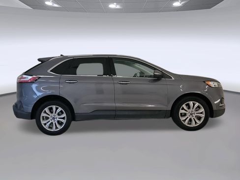 Used 2022 Ford Edge Titanium AWD/4WD image 6