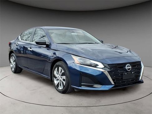 Certified 2024 Nissan Altima 2.5 S image 15