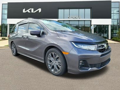 Used 2025 Honda Odyssey Touring