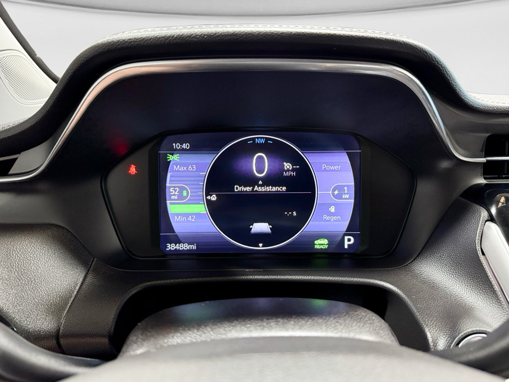 Used 2023 Chevrolet Bolt EUV LT w/ Driver Confidence Package FWD image 9