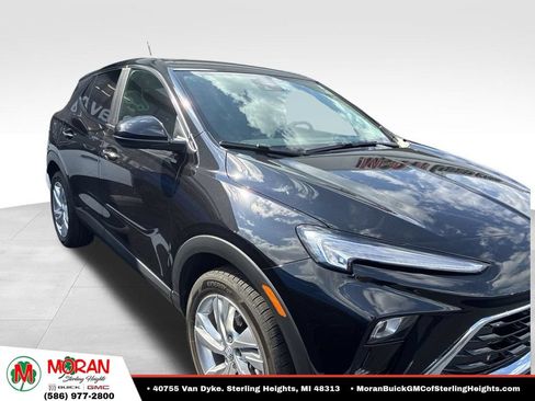 Used 2024 Buick Encore GX Preferred w/ Comfort Package FWD image 3