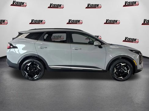 New 2026 Kia Sportage EX image 4