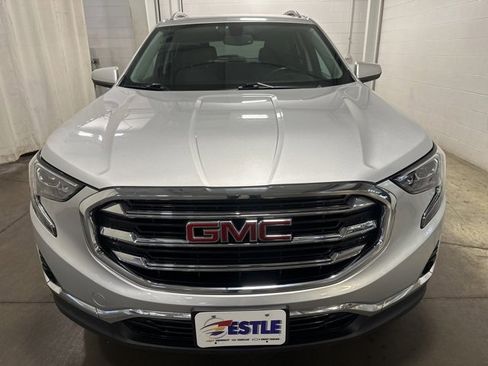 Used 2019 GMC Terrain SLT w/ Preferred Package image 2