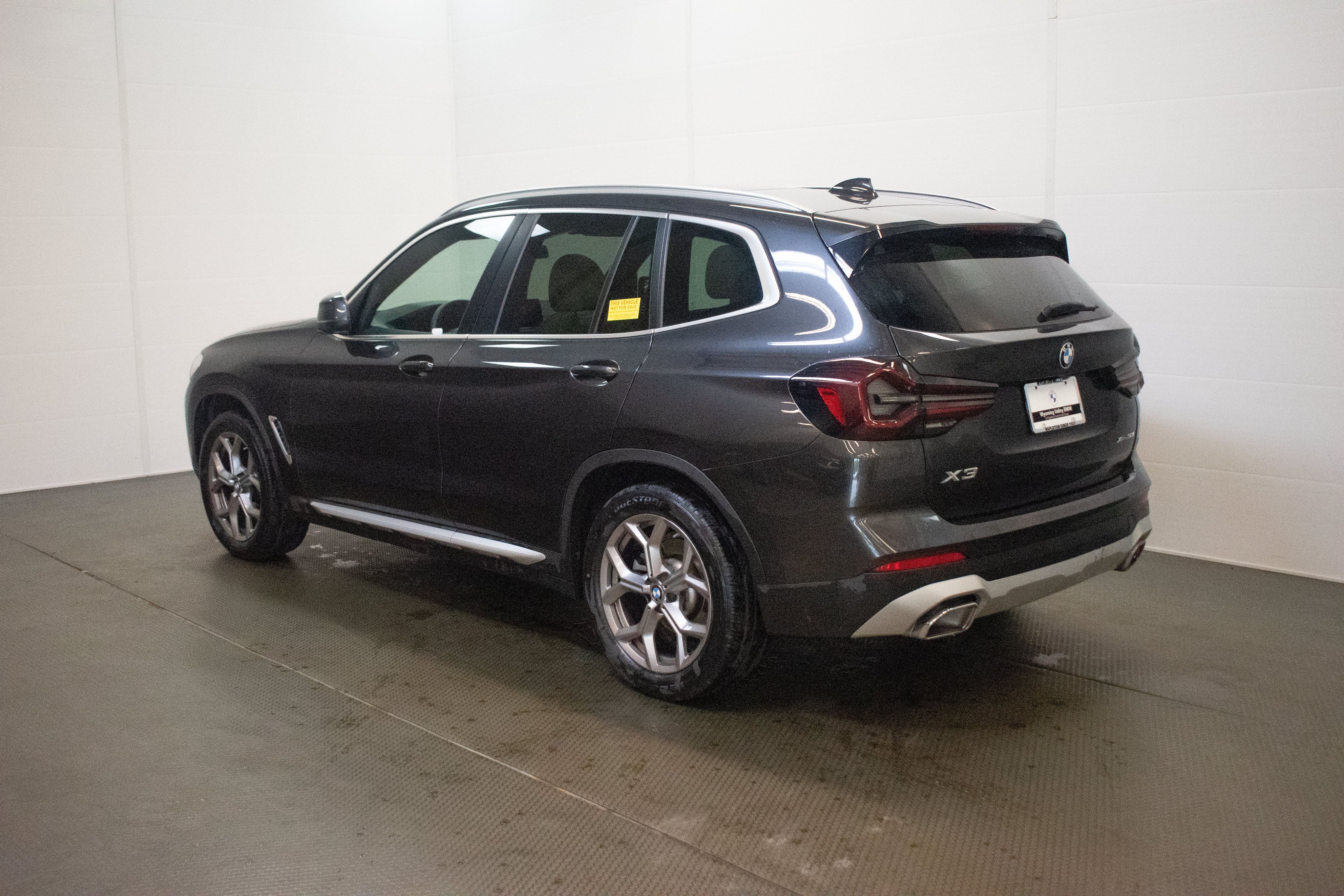 Used 2023 BMW X3 xDrive30i w/ Premium Package AWD/4WD image 6