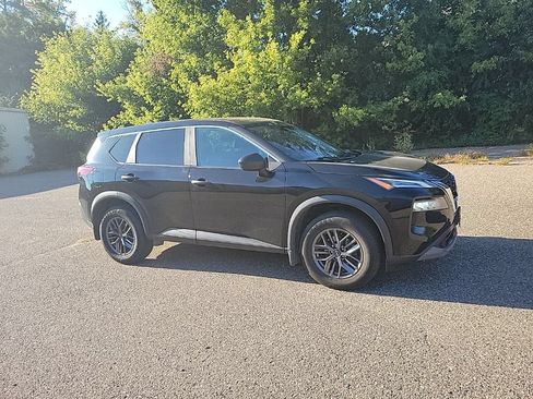 Used 2023 Nissan Rogue S AWD/4WD image 8