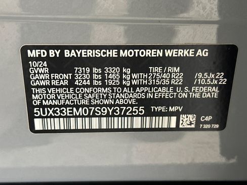 Certified 2025 BMW X7 M60i AWD/4WD image 21