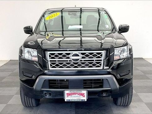 Used 2022 Nissan Frontier SV AWD/4WD image 2