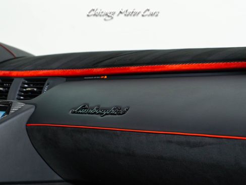 Used 2019 Lamborghini Aventador SVJ AWD/4WD image 43