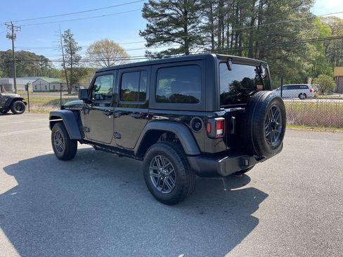 Certified 2025 Jeep Wrangler Unlimited Sport AWD/4WD image 8
